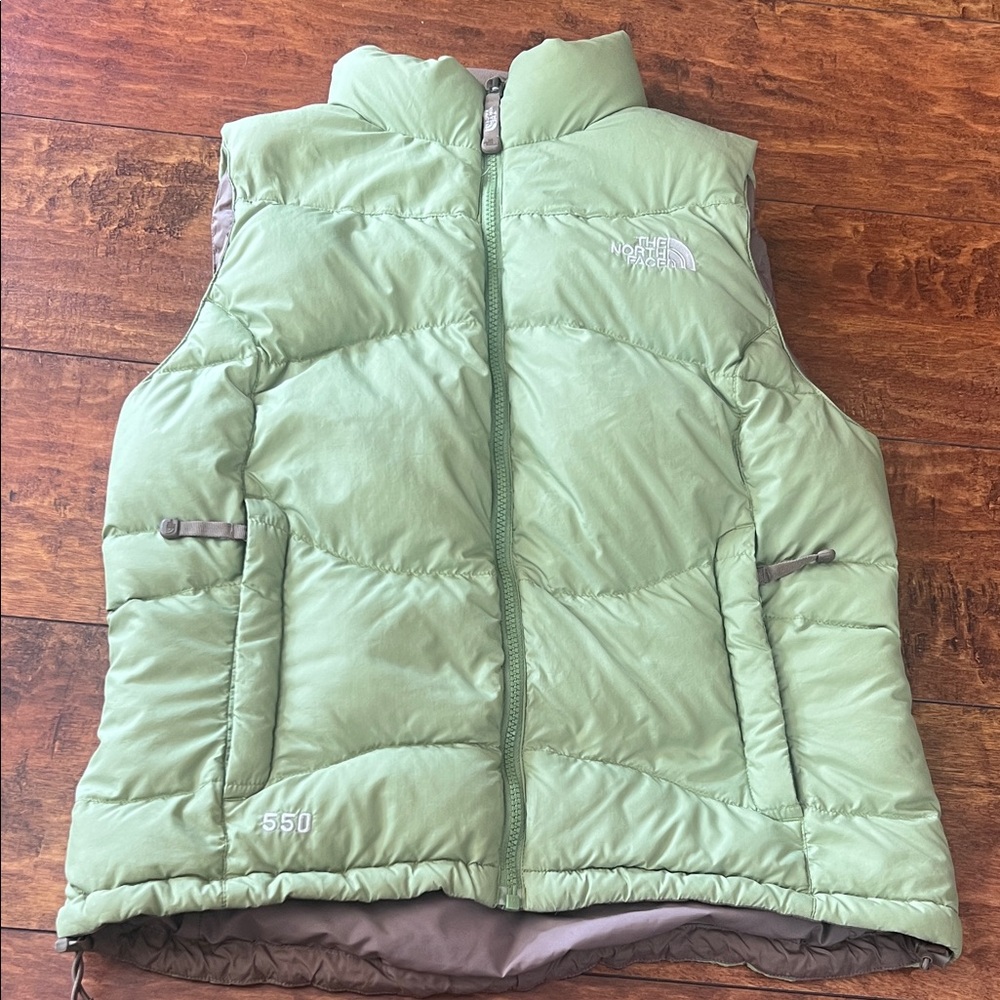 The North Face Women's Light Green 550 Down Vest